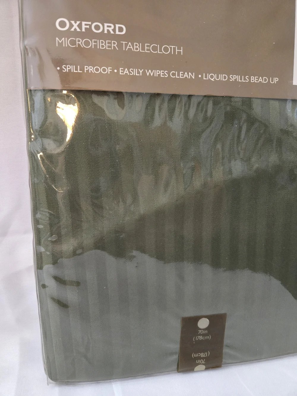 Oxford Microfiber Spill Proof Tablecloth 70inOxford Microfiber Round Tablecloth